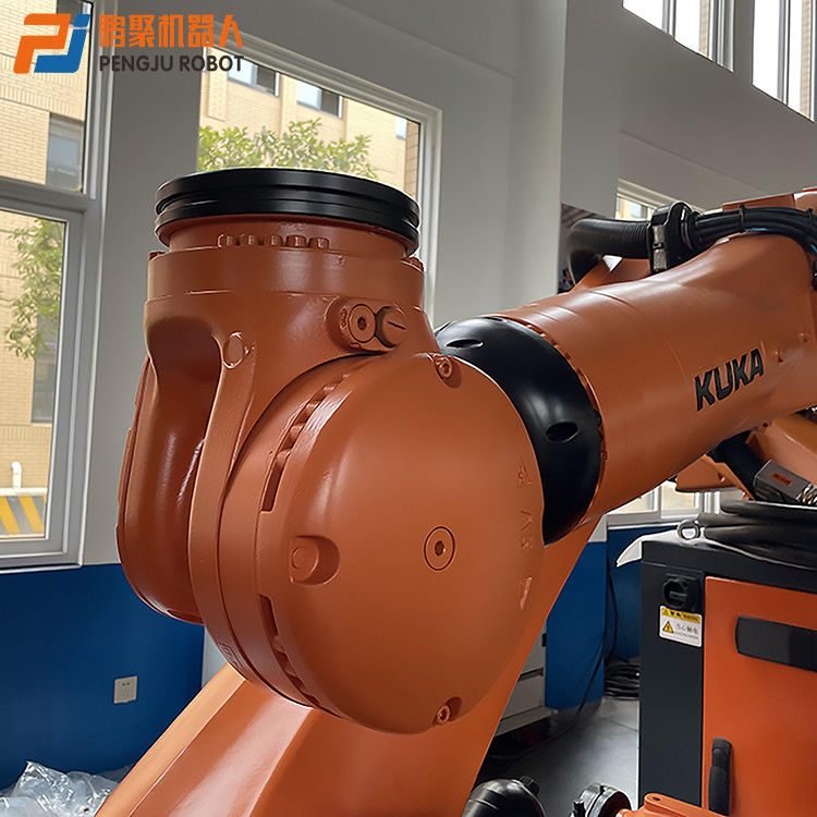 KUKA KR210 R2700 KRC4 جوش قوس ، جوش نقطه ای ، فشار دادن ، پالتیزاسیون ، بارگذاری و تخلیه قطعات ، برش