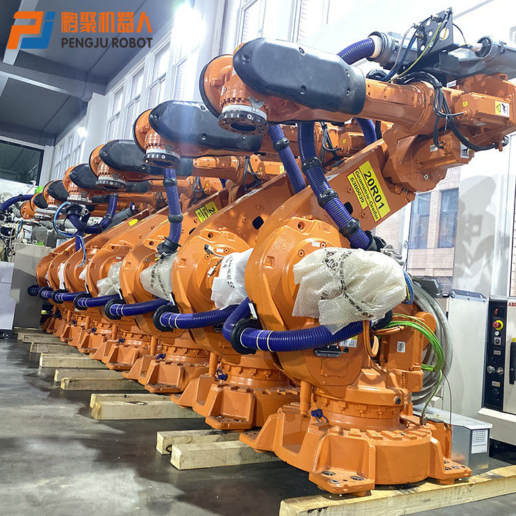 ربات های صنعتی مورد استفاده ABB ABB6640-235/2.55 برای پالت سازی با جوشکاری نقطه ای