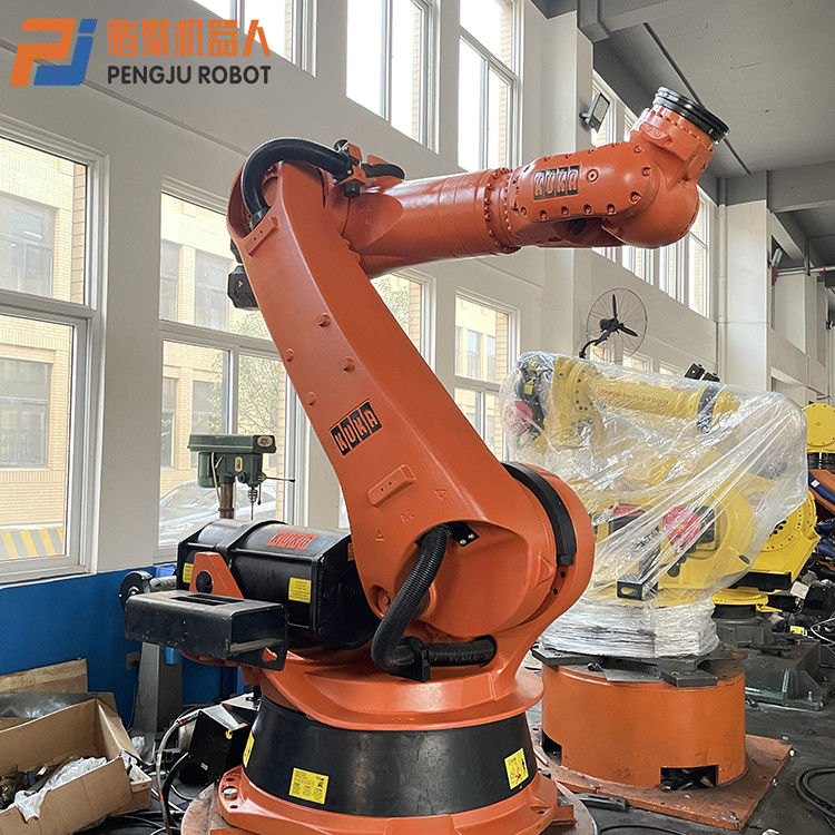 KR210 ربات پالتیزینگ 6 محور و نصب کف برای بارهای سنگین