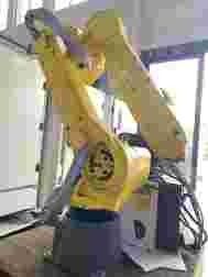 Fanuc 20iA ± 0.07mm تکرارشدن ربات جوشکاری قوس 20KG بار مفید 1811 mm دسترسی برای ماشین آلات دستکاری و اندازه گیری قطعات