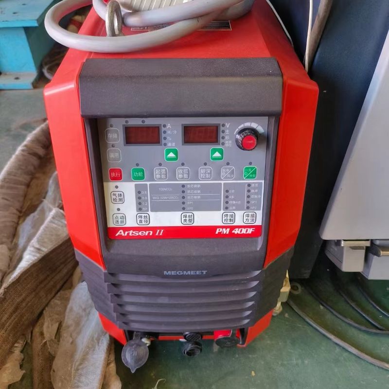 روبات KUKA KR16 L6 روبات صنعتی استفاده شده ، روبات جوش ، روبات بارگیری ، روبات دستکاری