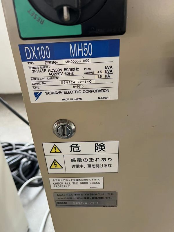 MH50 ربات های یاسکاوا استفاده شده ±0.07mm تکرار برای برداشتن و برش مواد