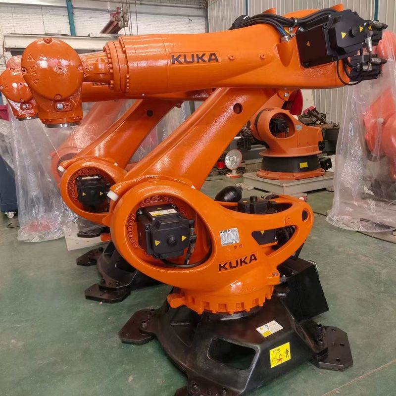 KUKA KR 210 R3100 Ultra C4 فشار دادن ، پالتیز کردن ، رنگ آمیزی ، پولیش کردن ، ماشین آلات برش آب 210 Kg 3100 mm