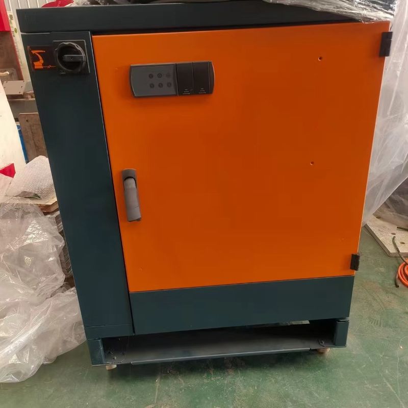 KUKA KR360-3 KRC4 پالتیزاسیون، بارگیری و تخلیه قطعات، ماشینکاری، رسیدگی، اندازه گیری، برش لیزر