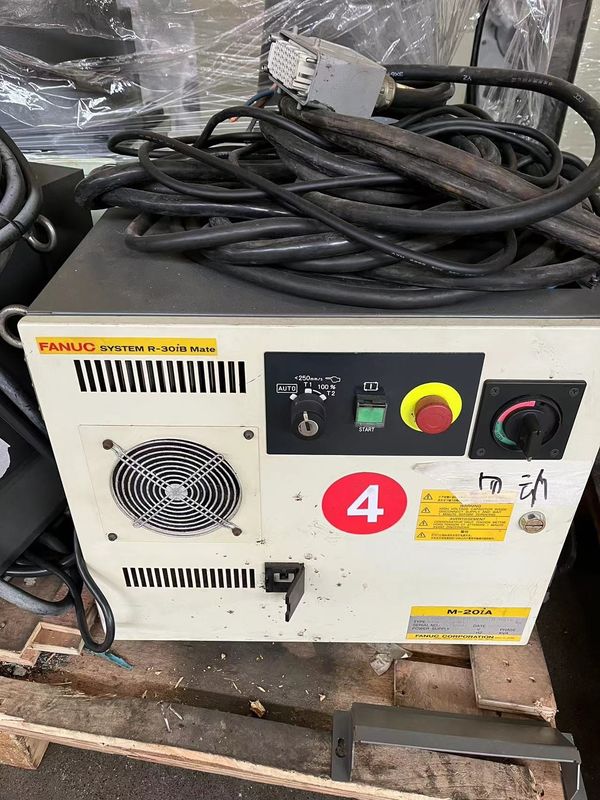 FANUC M-20iA / 10L ، بار مفید 10 کیلوگرم ، 2009mm Reach ، ربات های دستکاری مواد جوشکاری قوس ، ربات های ماشینکاری ، بارگذاری