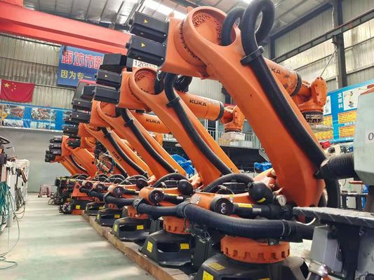 KUKA بازوی رباتیک استفاده شده KR210 C4 کابینت کنترل دسته بندی انباشته بارگیری مهر زنی حکاکی