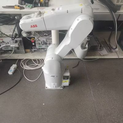 ABB IRB 1200 (5/0.9) ربات برای دستکاری قطعات، پولیش، اندازه گیری، مونتاژ قطعات